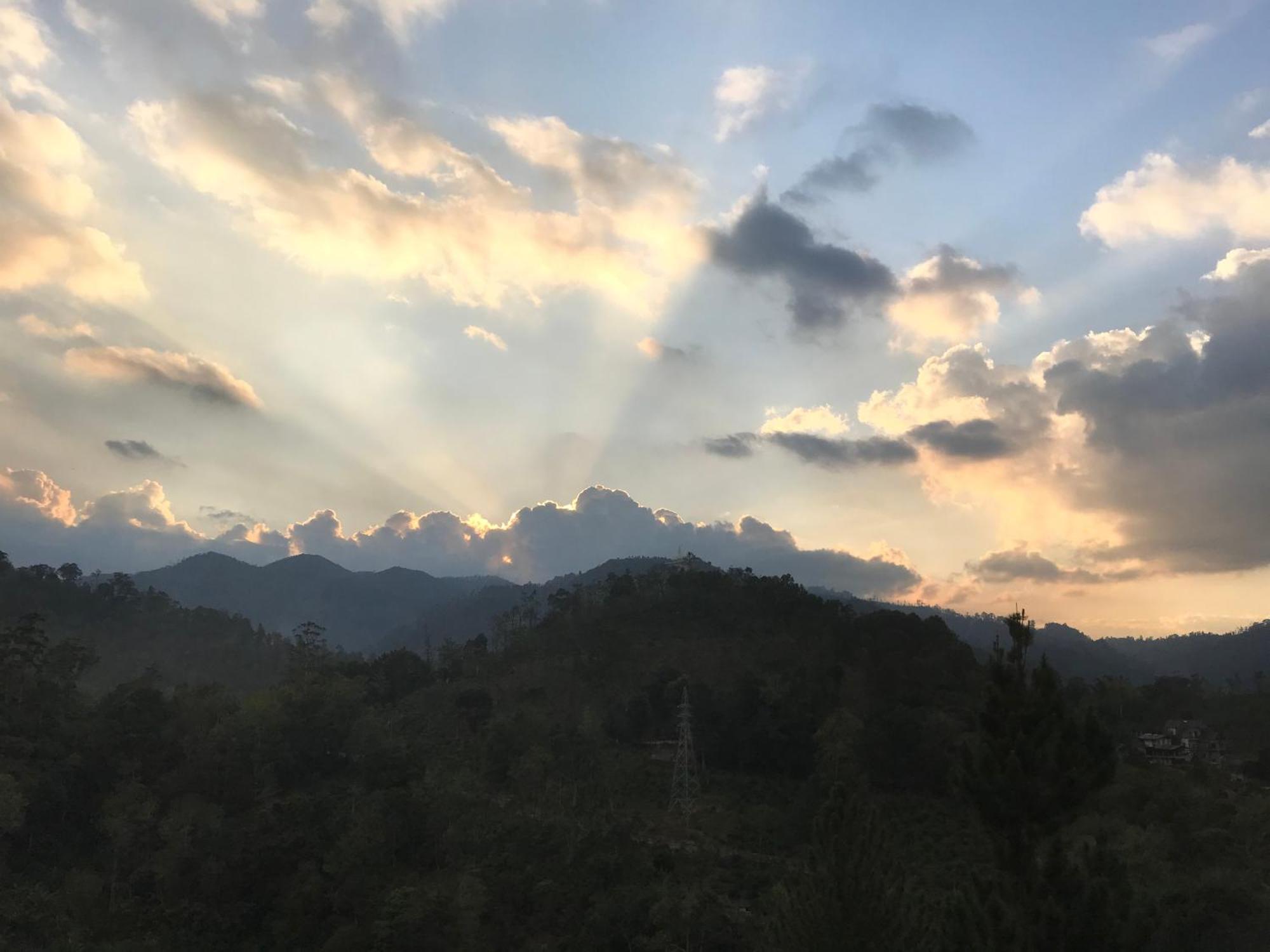 Turn View Resort เอลลา ภายนอก รูปภาพ